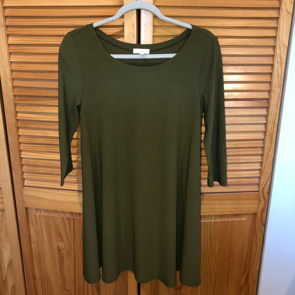 Leith 3/4 Sleeve Dress